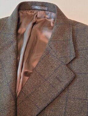 CORNELIANI. Virgin Wool 42 R Brown Windowpane Wool Blazer - Men